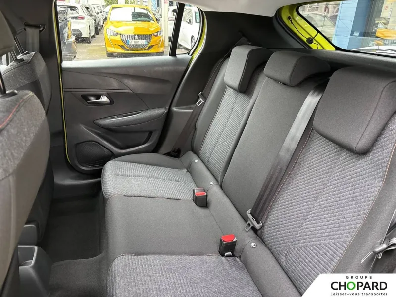 Image secondaire du véhicule 22