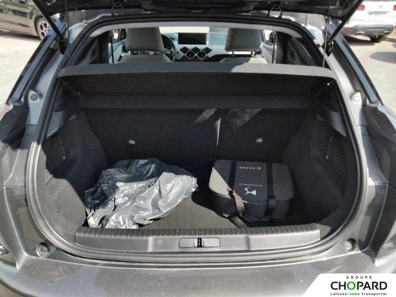 Image secondaire du véhicule 9