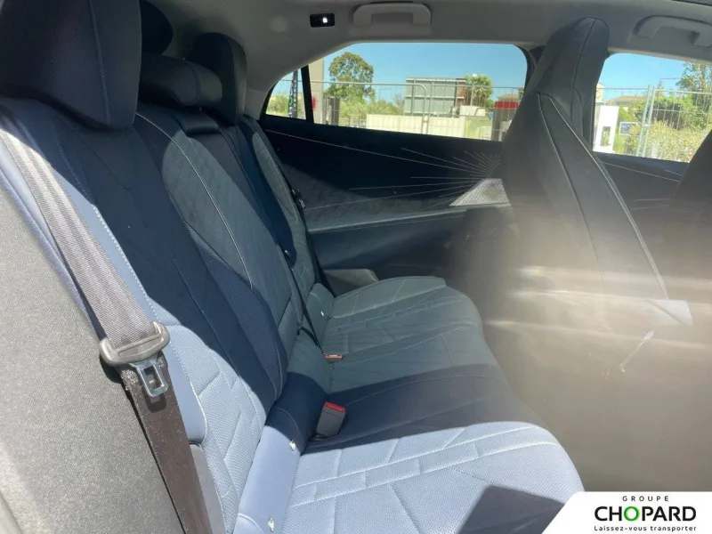 Image secondaire du véhicule 21