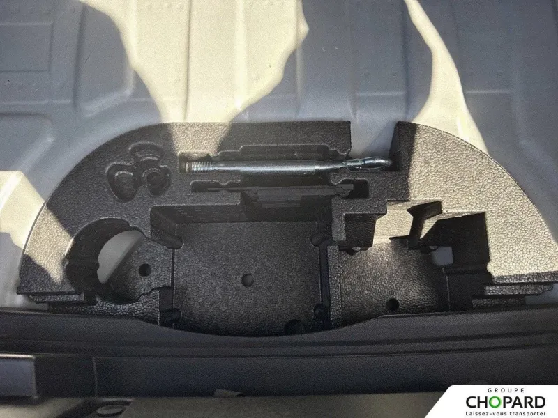 Image secondaire du véhicule 25