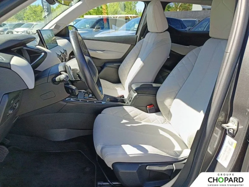 Image secondaire du véhicule 12