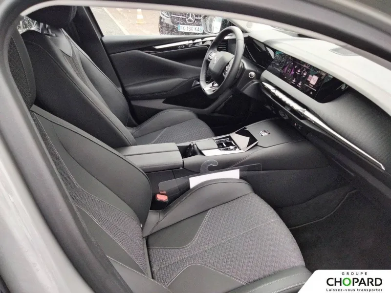 Image secondaire du véhicule 14