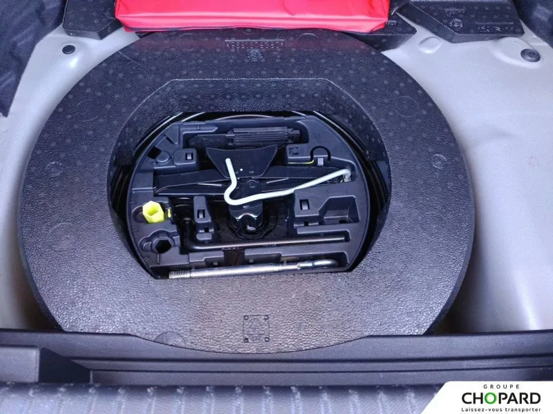 Image secondaire du véhicule 25