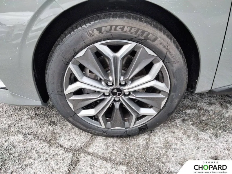 Image secondaire du véhicule 22