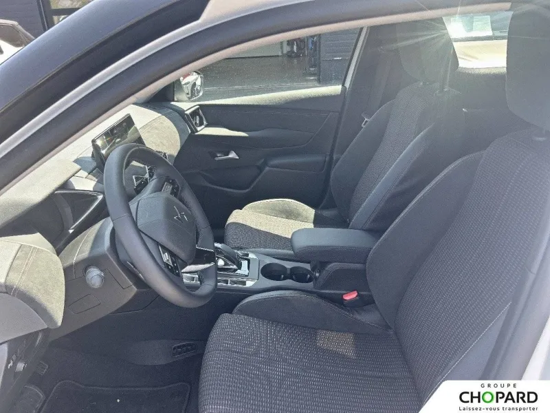 Image secondaire du véhicule 12