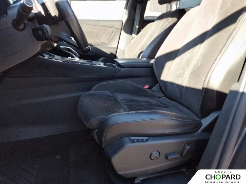 Image secondaire du véhicule 12