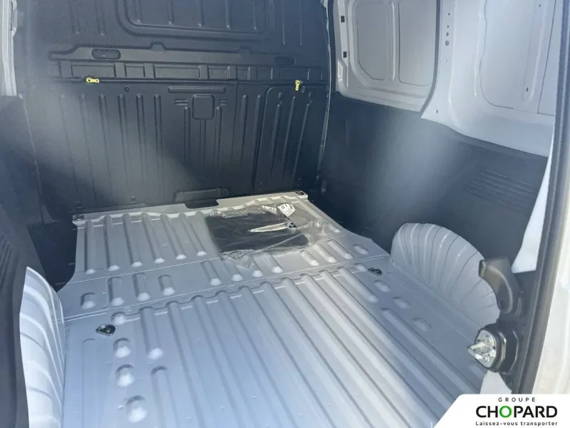 Image secondaire du véhicule 9