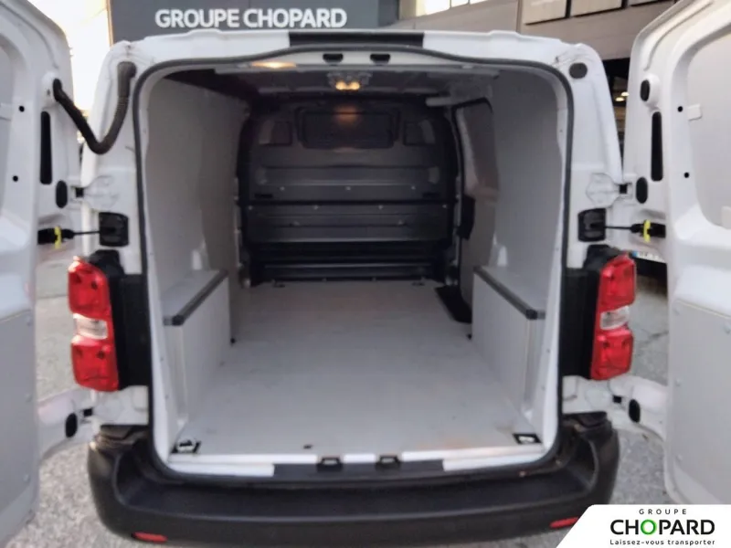 Image secondaire du véhicule 9