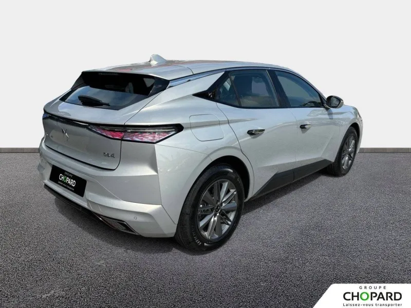 Image secondaire du véhicule 4