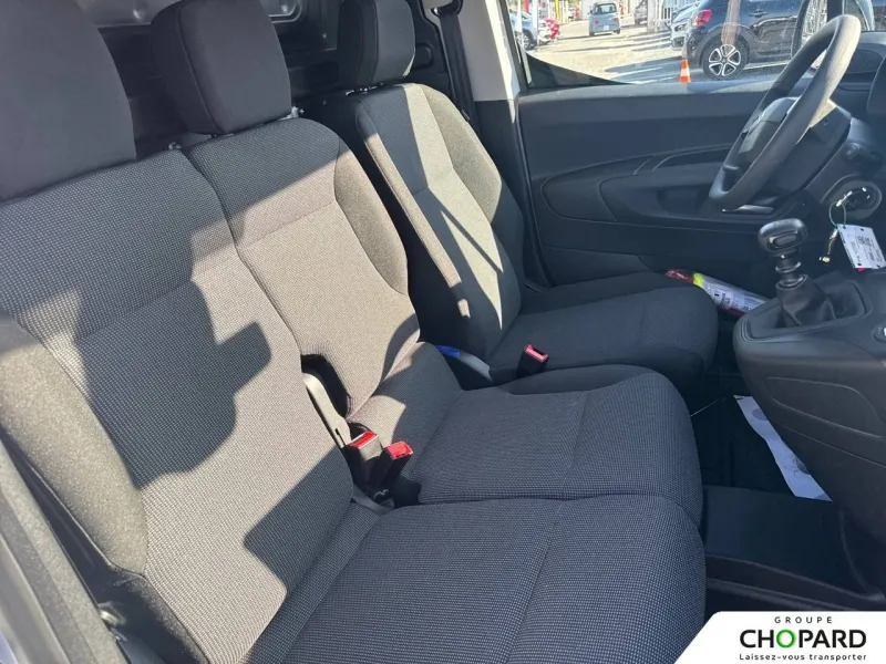 Image secondaire du véhicule 21