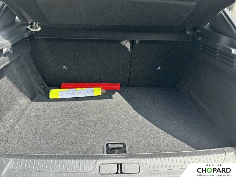 Image secondaire du véhicule 9