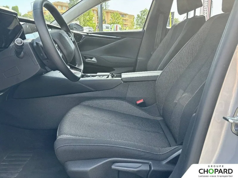 Image secondaire du véhicule 12