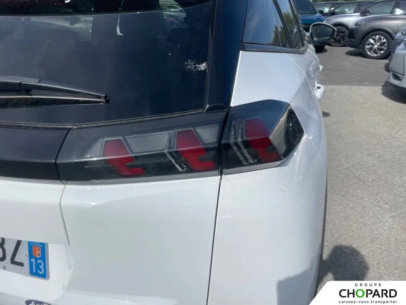 Image secondaire du véhicule 24