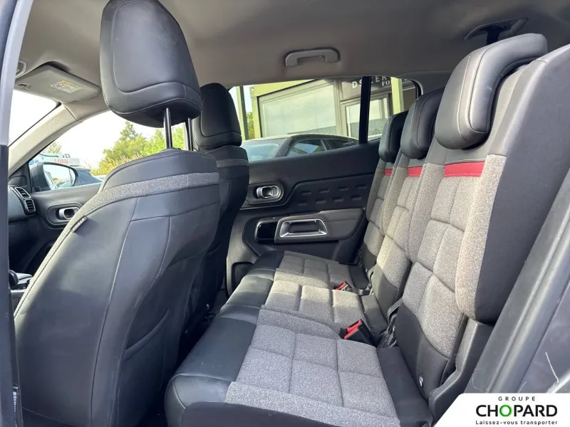 Image secondaire du véhicule 19