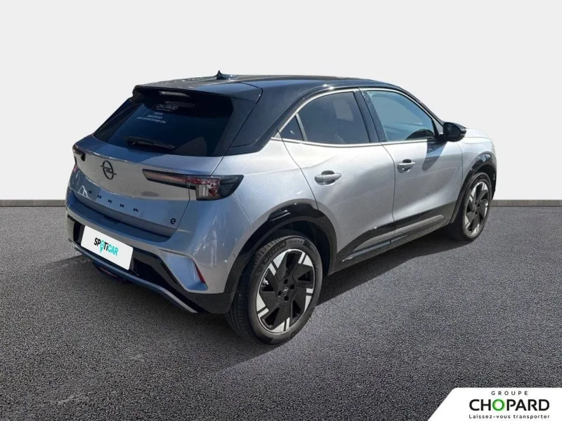 Image secondaire du véhicule 4