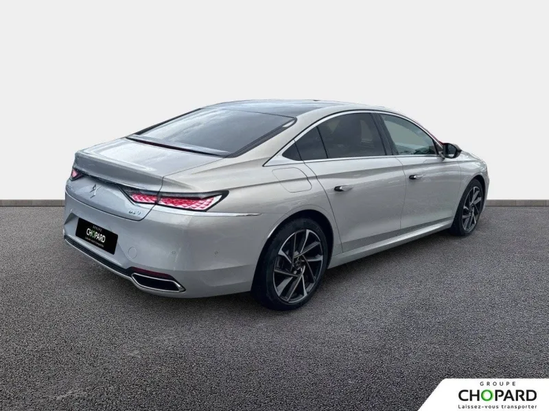 Image secondaire du véhicule 4