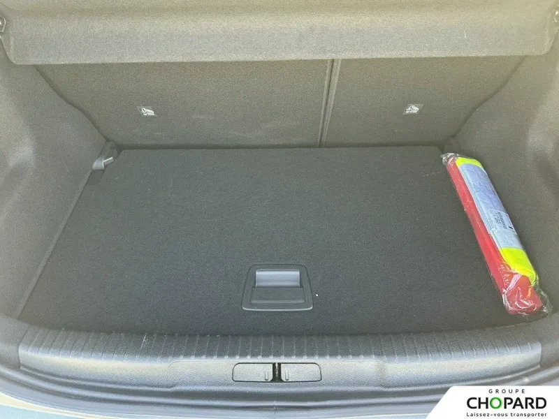 Image secondaire du véhicule 9