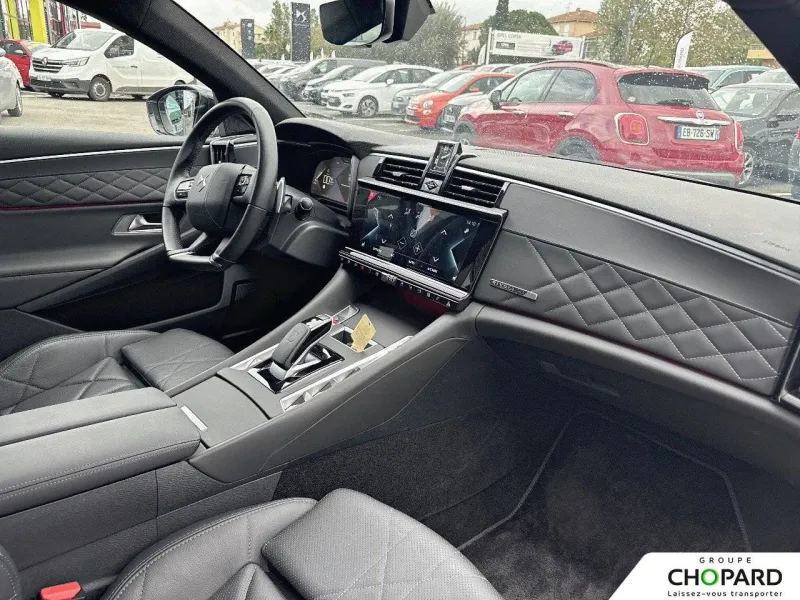 Image secondaire du véhicule 14