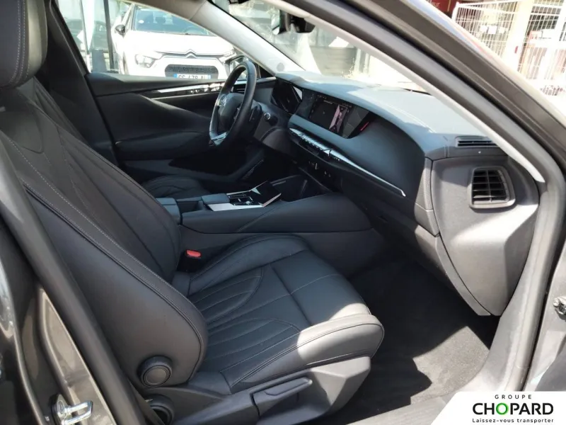 Image secondaire du véhicule 14