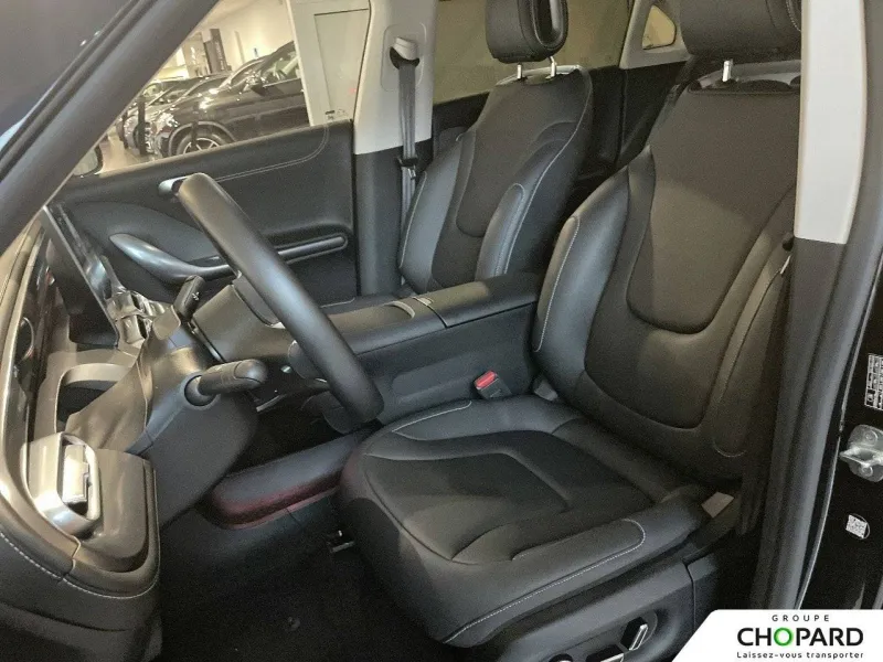 Image secondaire du véhicule 12