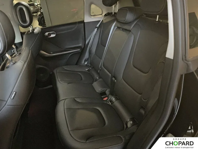 Image secondaire du véhicule 19