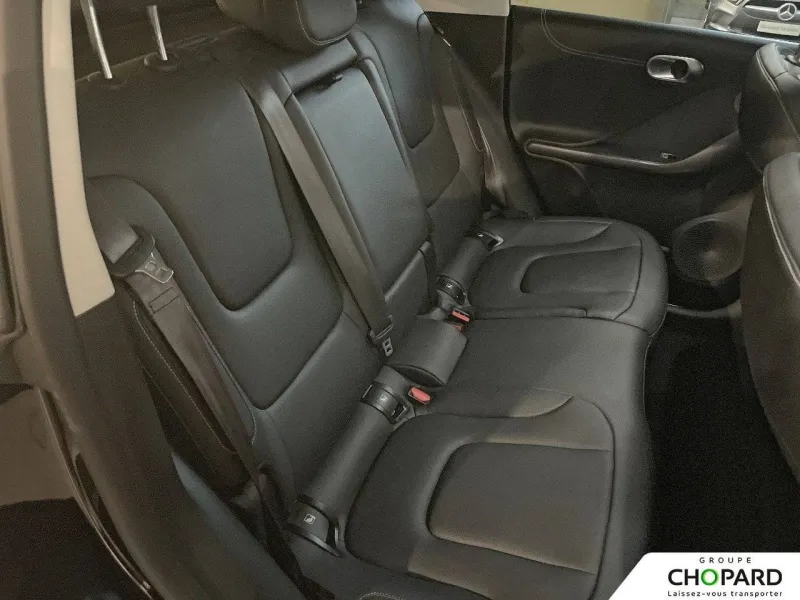 Image secondaire du véhicule 21