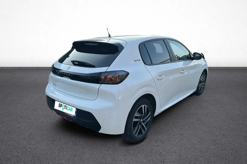 Image secondaire du véhicule 7