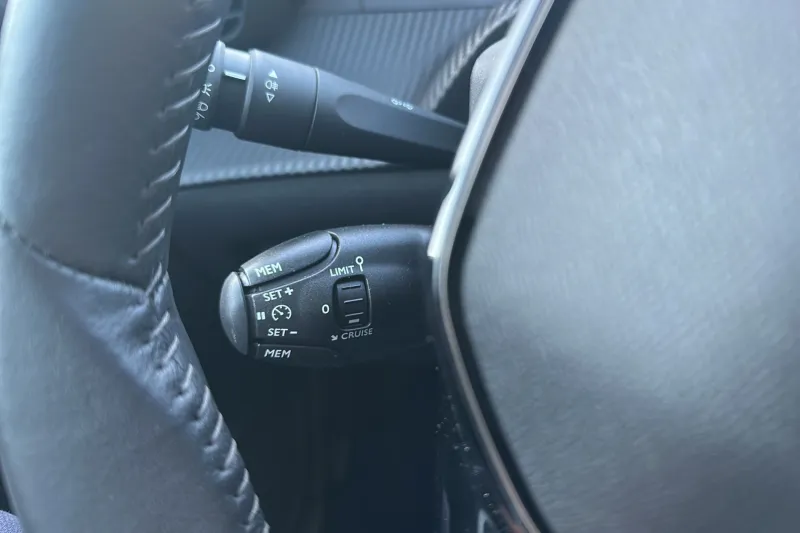 Image secondaire du véhicule 14