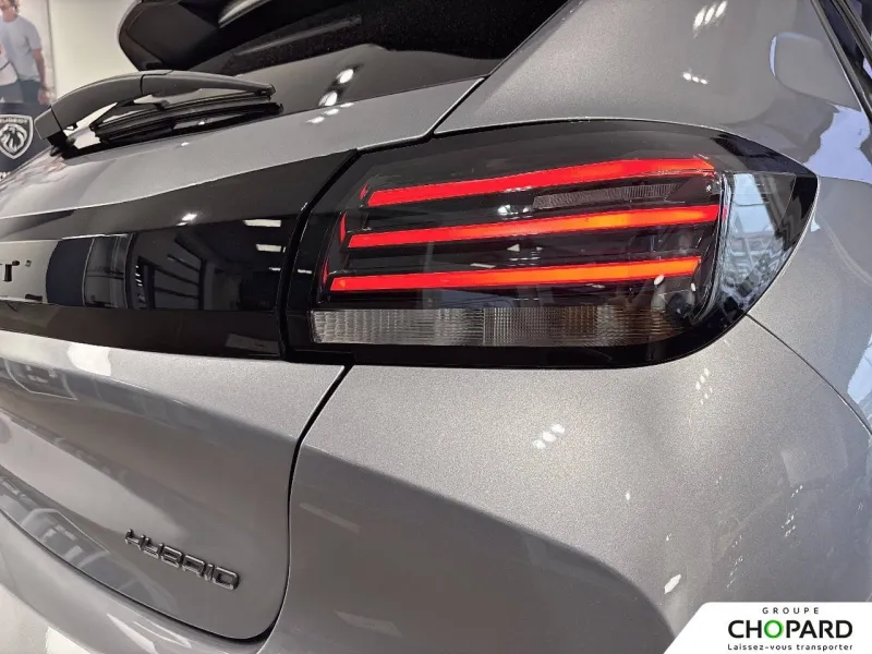 Image secondaire du véhicule 12