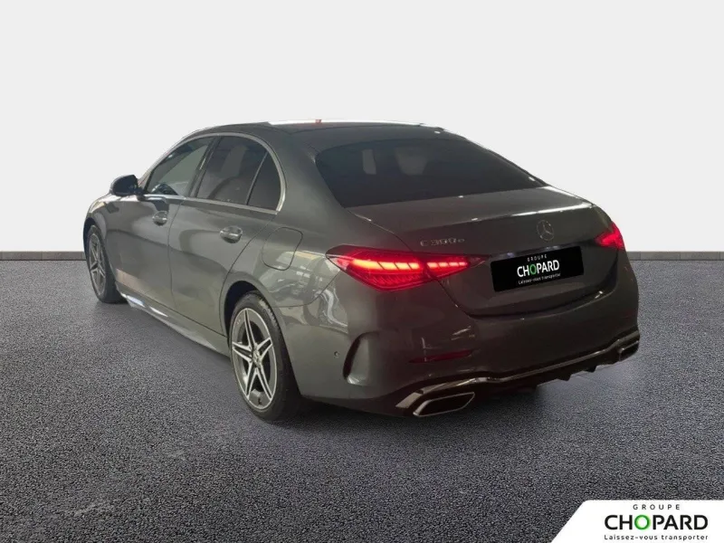 Image secondaire du véhicule 8