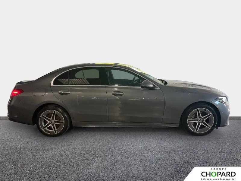 Image secondaire du véhicule 10