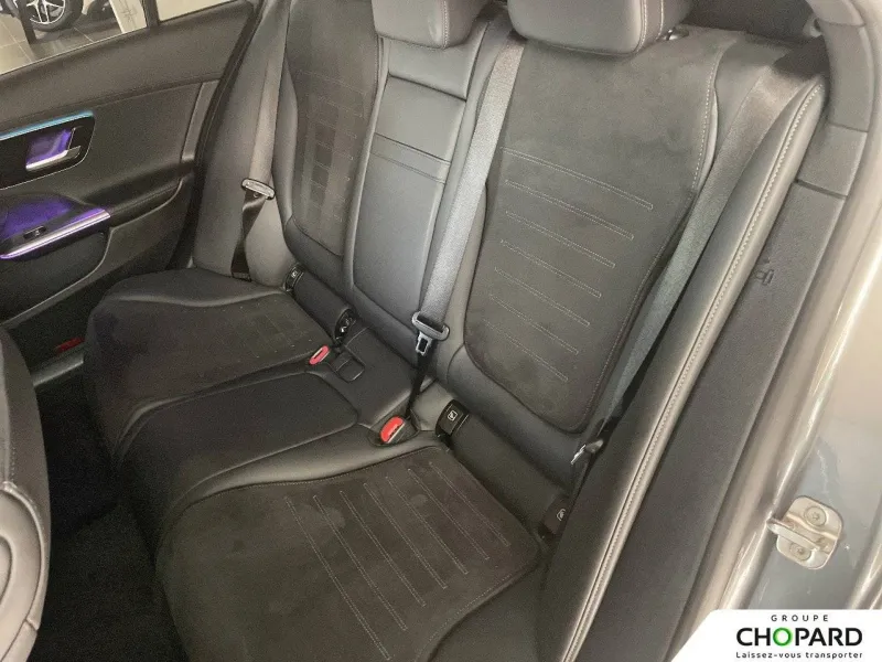 Image secondaire du véhicule 19