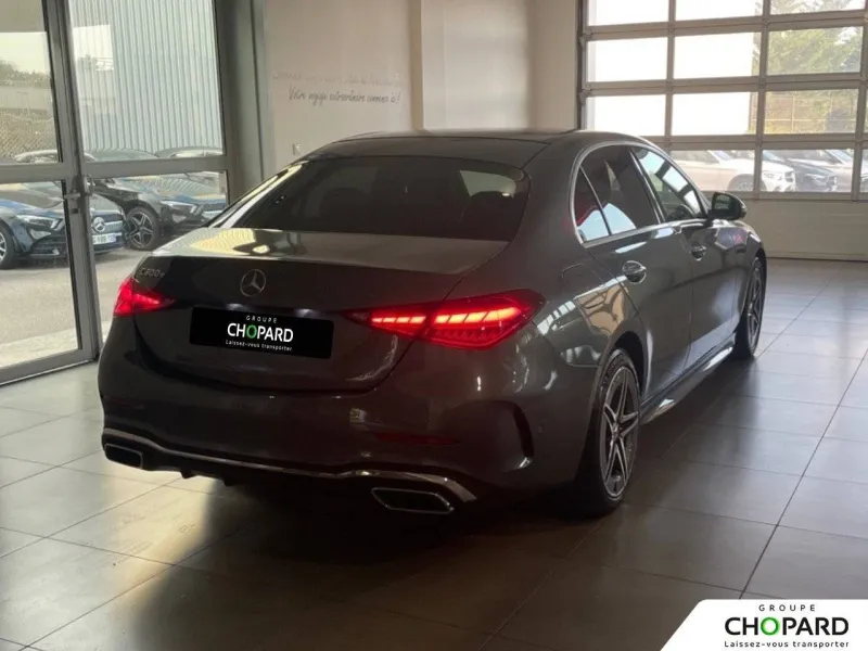 Image secondaire du véhicule 26