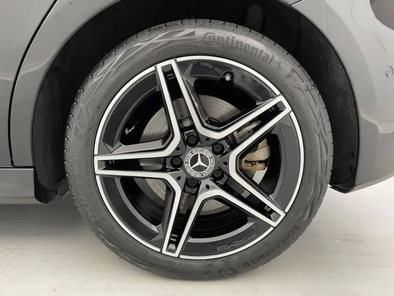 Image secondaire du véhicule 18