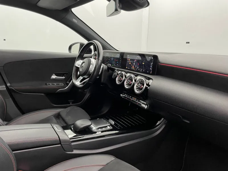 Image secondaire du véhicule 28