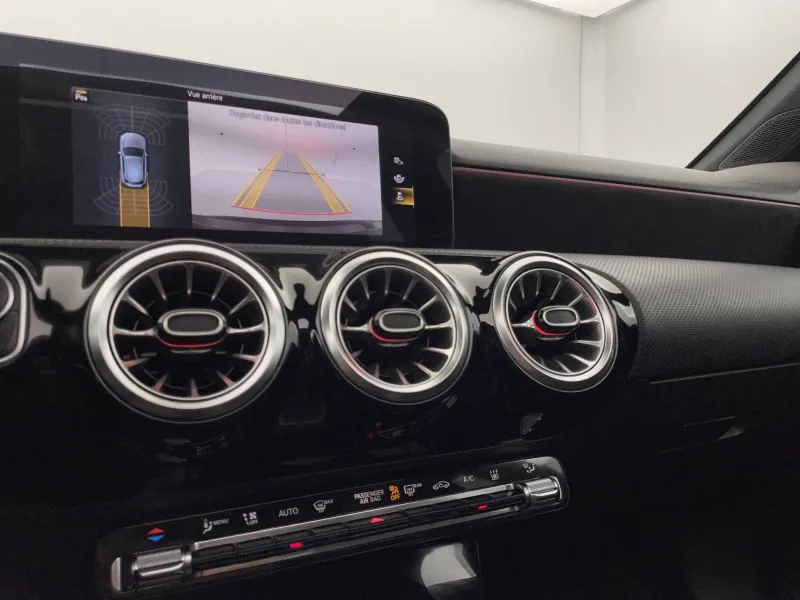 Image secondaire du véhicule 30