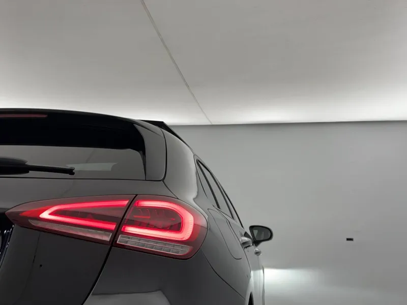 Image secondaire du véhicule 33