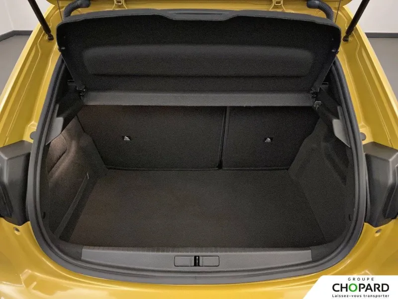 Image secondaire du véhicule 9