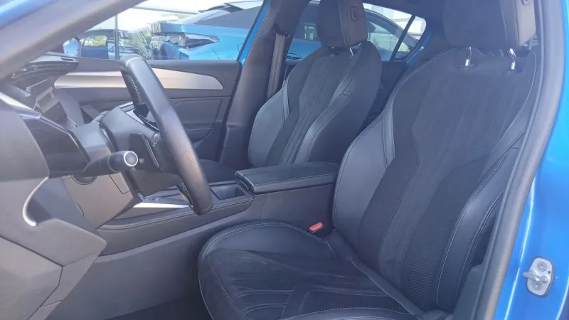 Image secondaire du véhicule 11