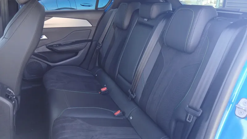 Image secondaire du véhicule 12