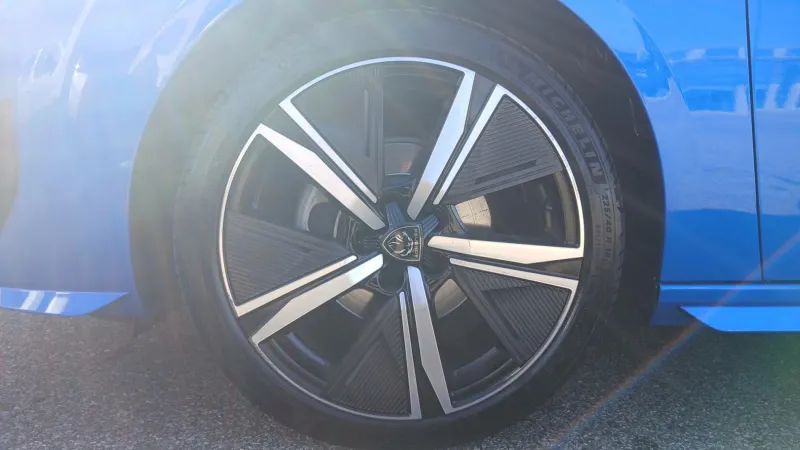 Image secondaire du véhicule 13