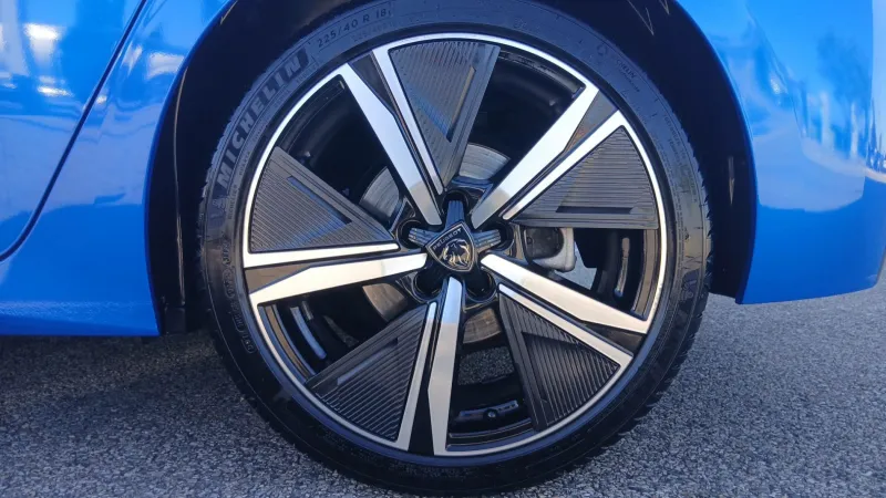 Image secondaire du véhicule 14