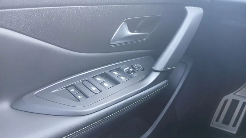 Image secondaire du véhicule 22