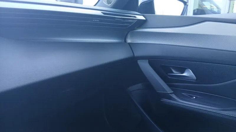 Image secondaire du véhicule 23