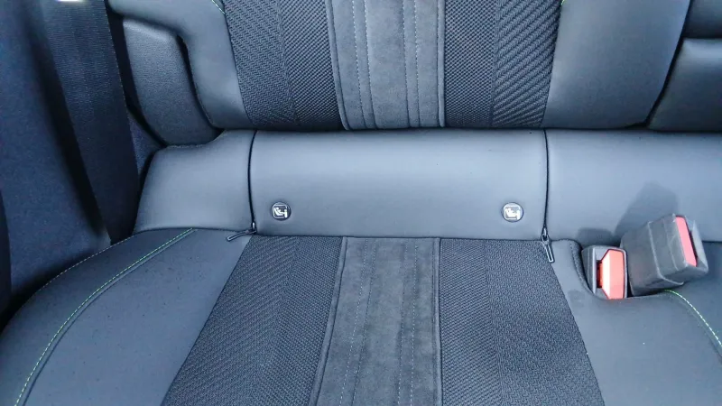 Image secondaire du véhicule 34