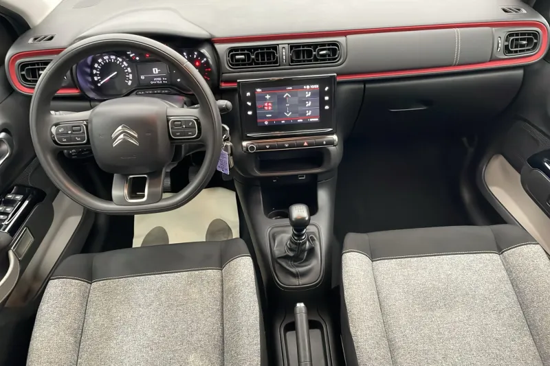 Image secondaire du véhicule 10