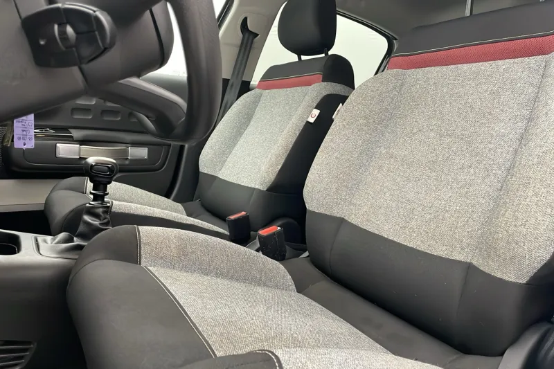 Image secondaire du véhicule 14