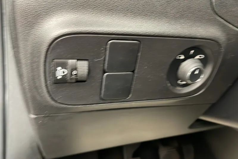 Image secondaire du véhicule 19