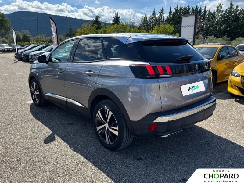 Image secondaire du véhicule 32