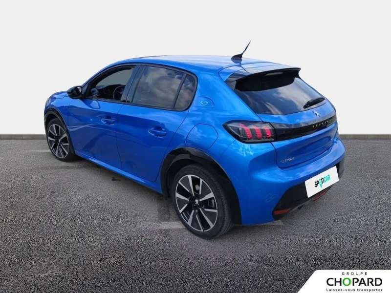 Image secondaire du véhicule 8